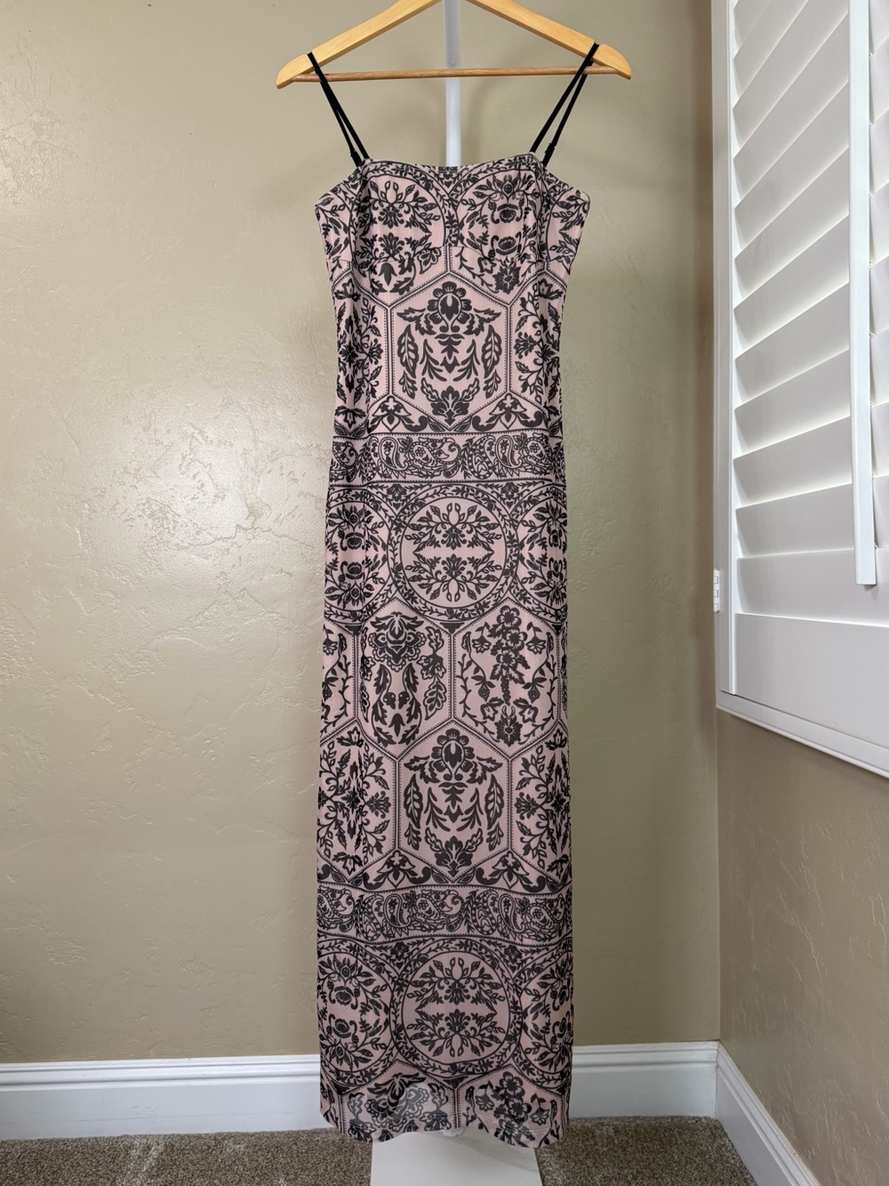 Sold - Picture 4 of 12